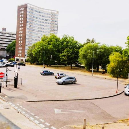 Urban Stylish Apartment - Southend Stays Luaran gambar