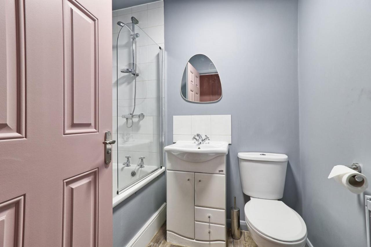 Urban Stylish Apartment - Southend Stays Luaran gambar